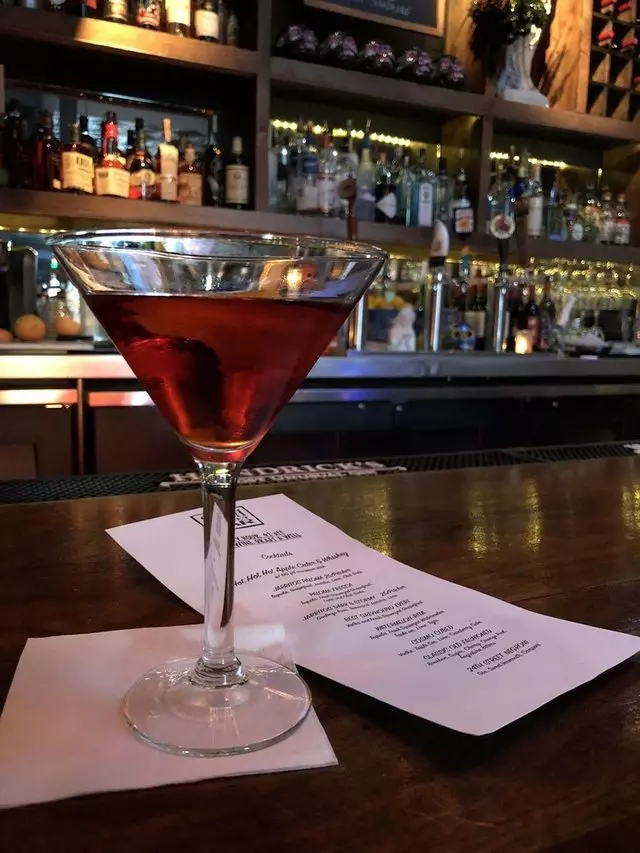 24th Street Bar