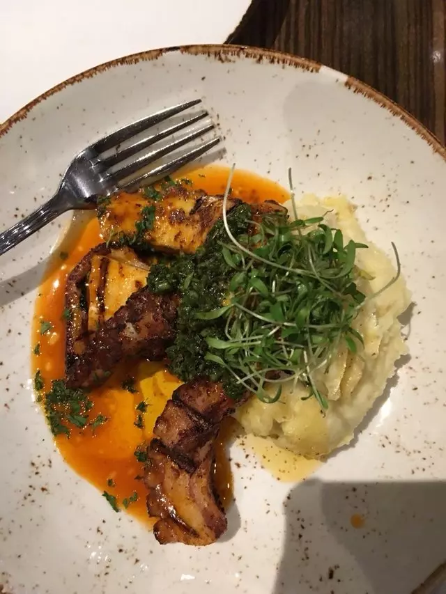 Limón Rotisserie