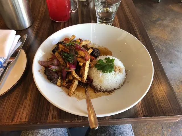 Limón Rotisserie