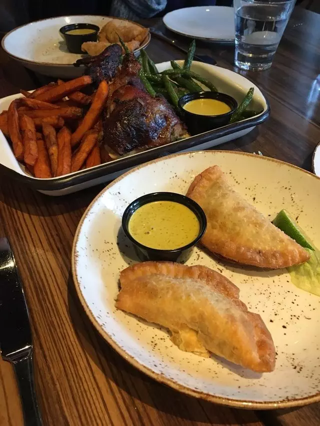 Limón Rotisserie