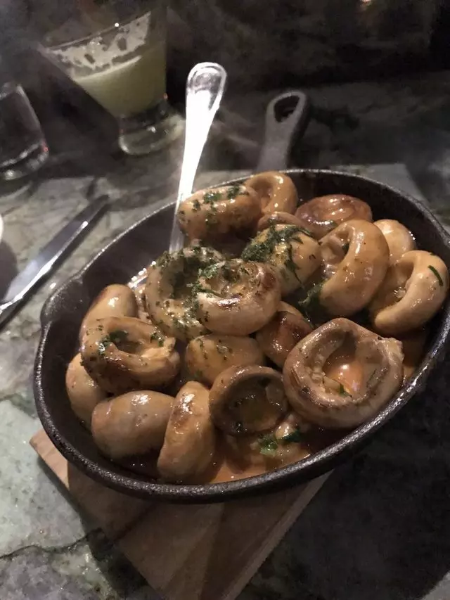 Limón Rotisserie