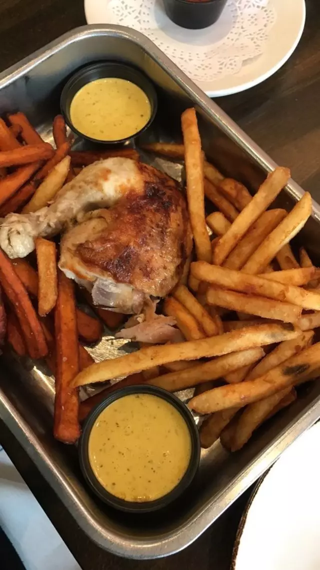 Limón Rotisserie