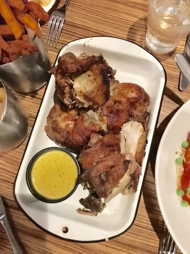 Limón Rotisserie