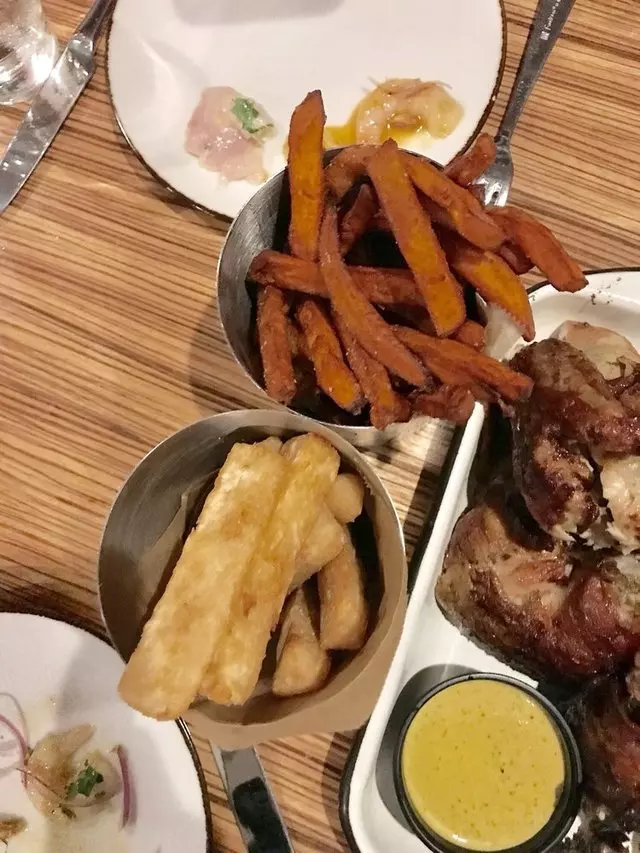 Limón Rotisserie