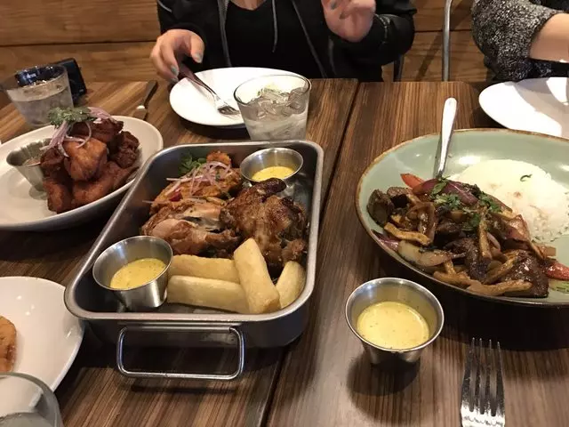 Limón Rotisserie