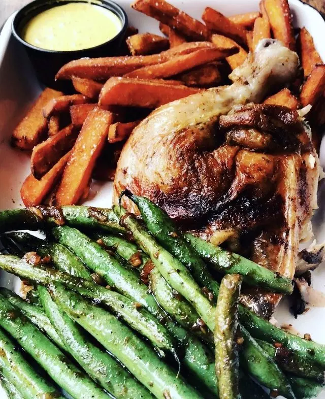 Limón Rotisserie