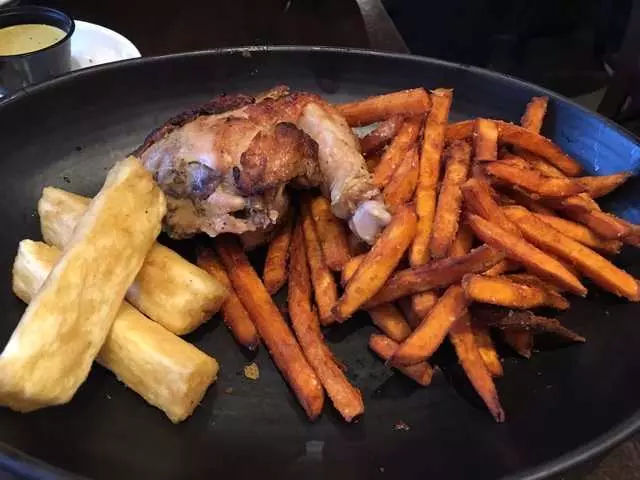 Limón Rotisserie