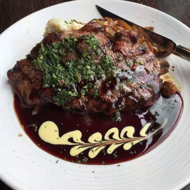 Limón Rotisserie