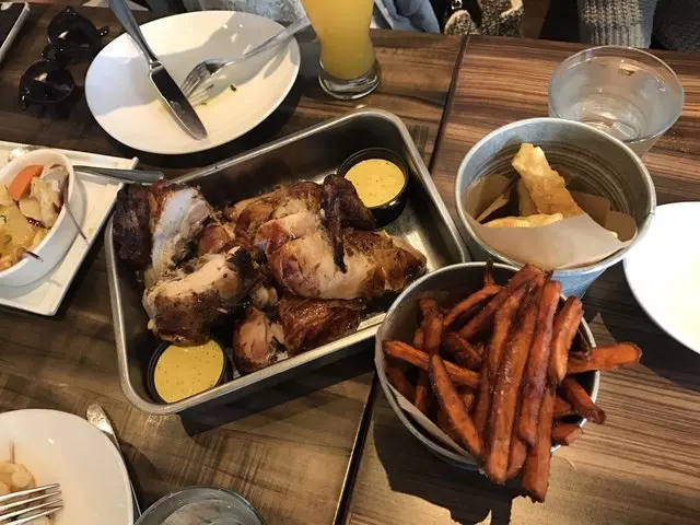 Limón Rotisserie