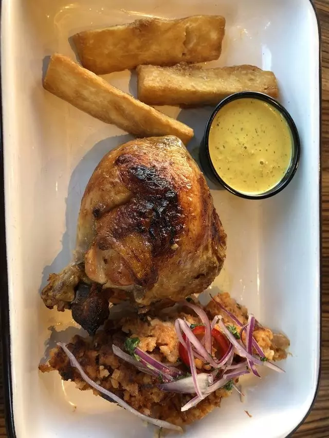 Limón Rotisserie