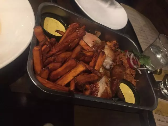 Limón Rotisserie