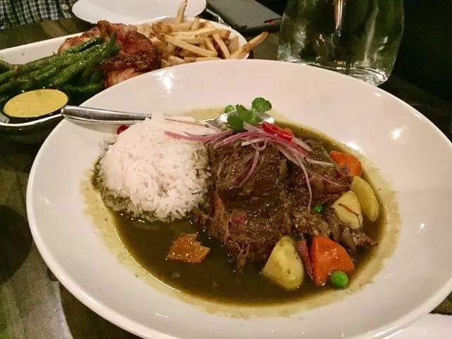 Limón Rotisserie