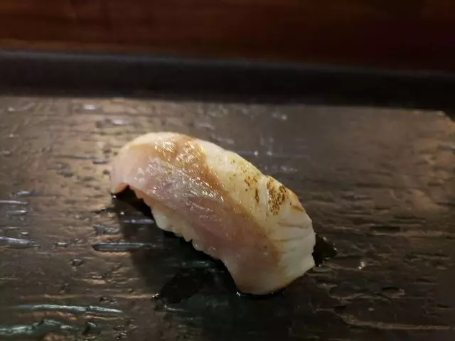 Sushi Hon