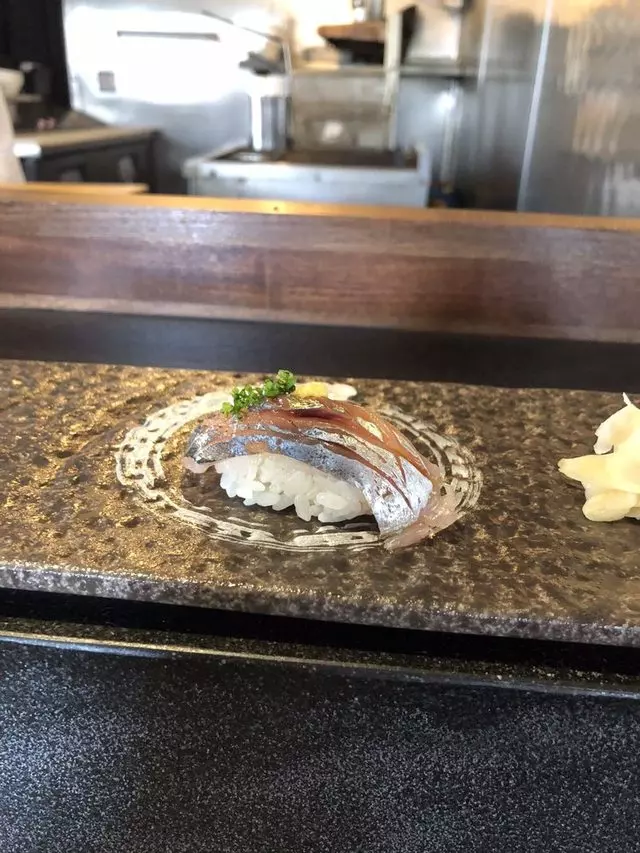 Sushi Hon