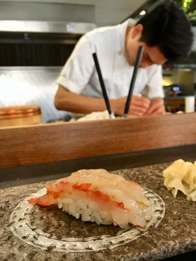 Sushi Hon