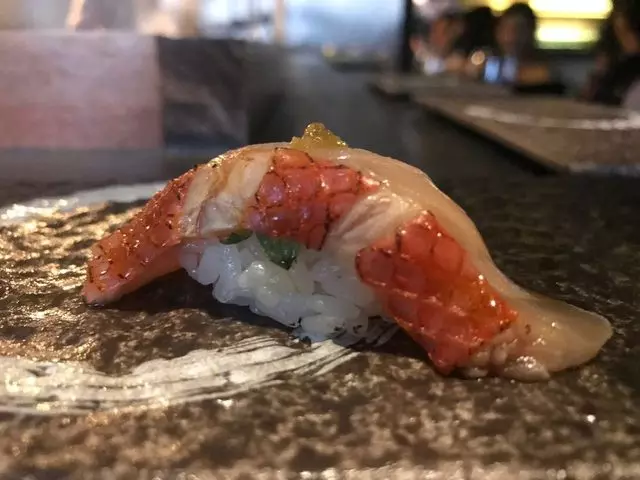 Sushi Hon