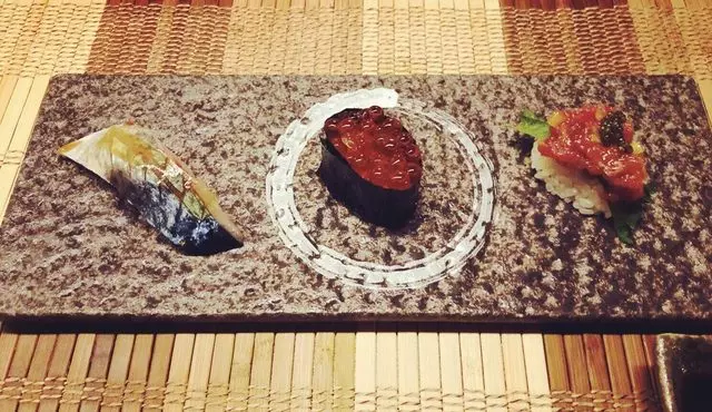 Sushi Hon