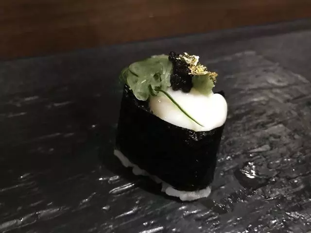 Sushi Hon
