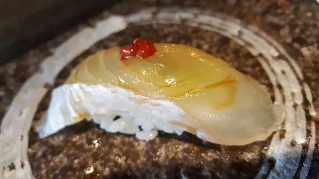 Sushi Hon