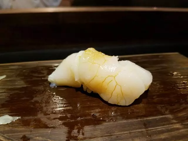 Sushi Hon