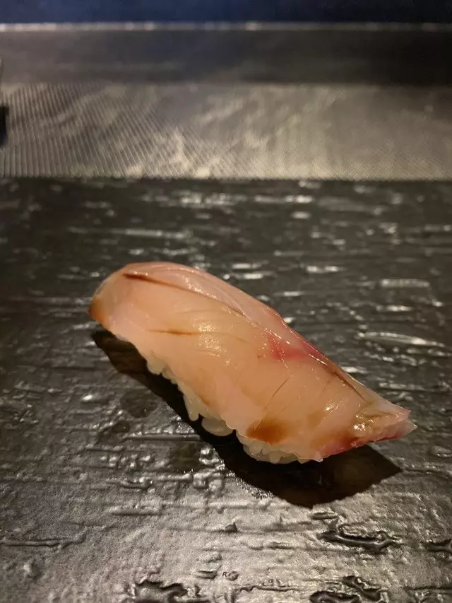 Sushi Hon