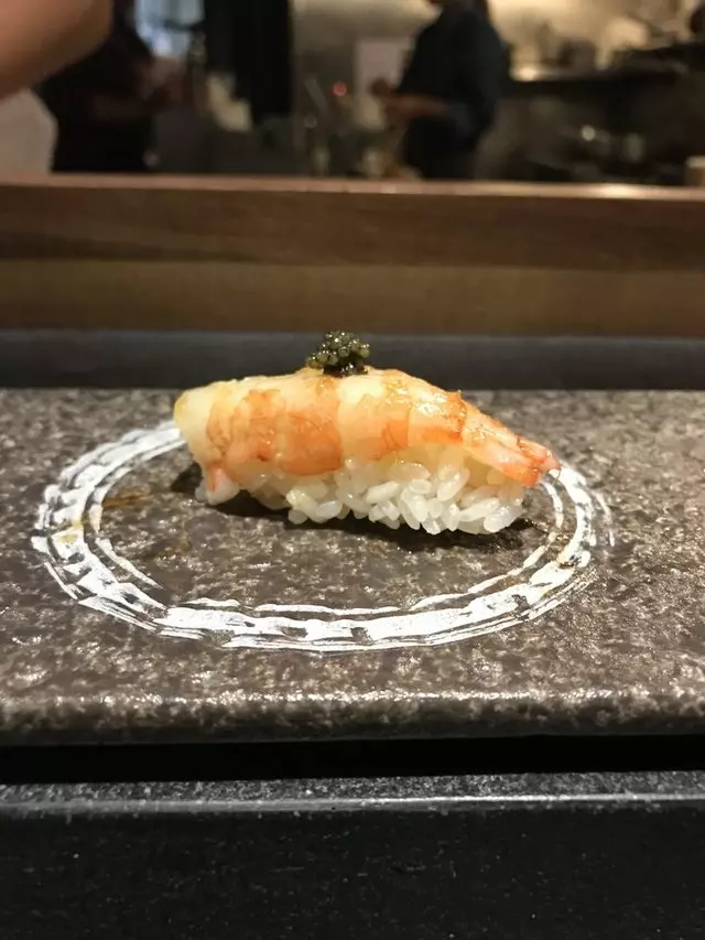 Sushi Hon