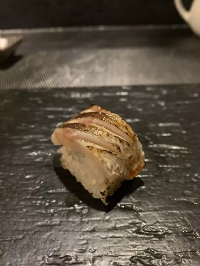 Sushi Hon