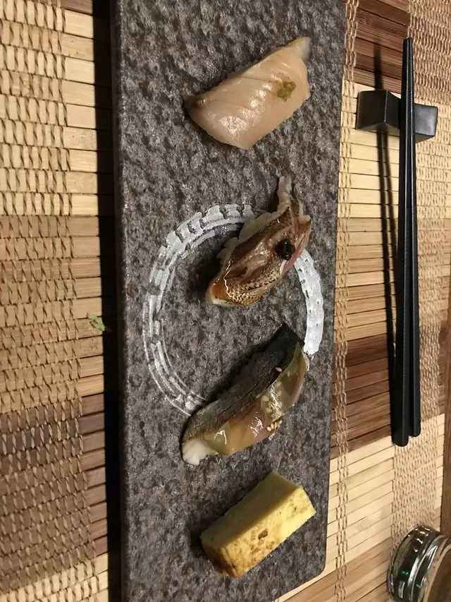 Sushi Hon