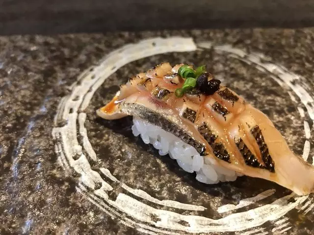 Sushi Hon