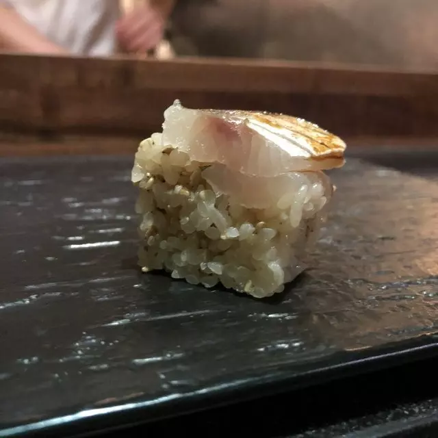 Sushi Hon