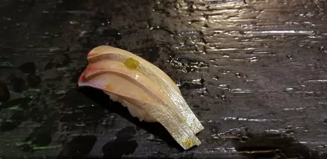 Sushi Hon
