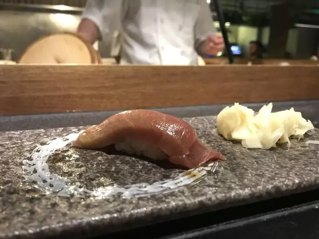 Sushi Hon