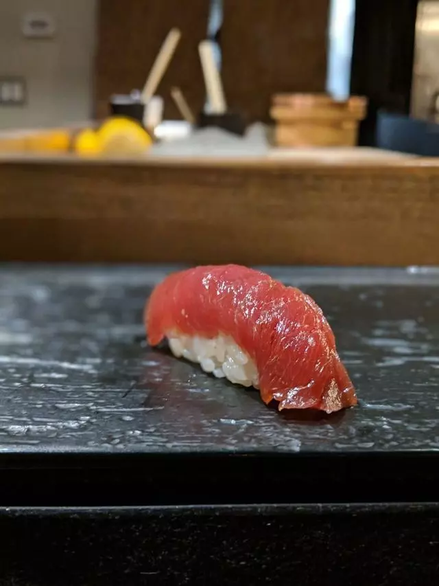 Sushi Hon