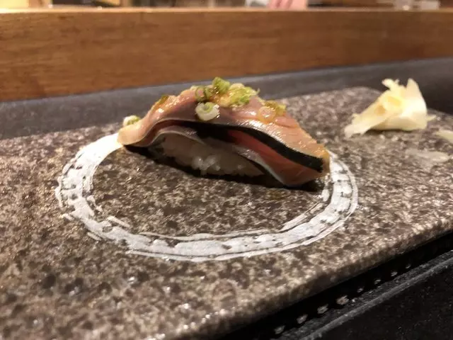 Sushi Hon