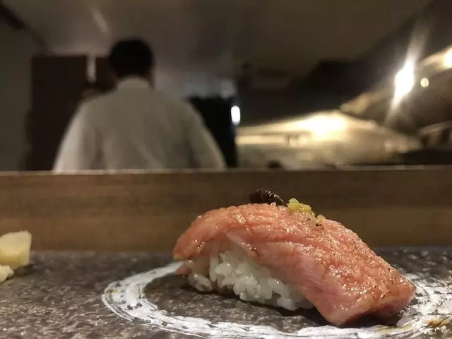 Sushi Hon