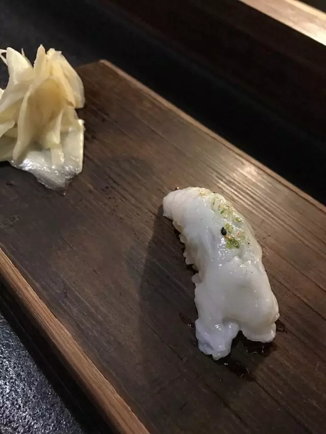 Sushi Hon