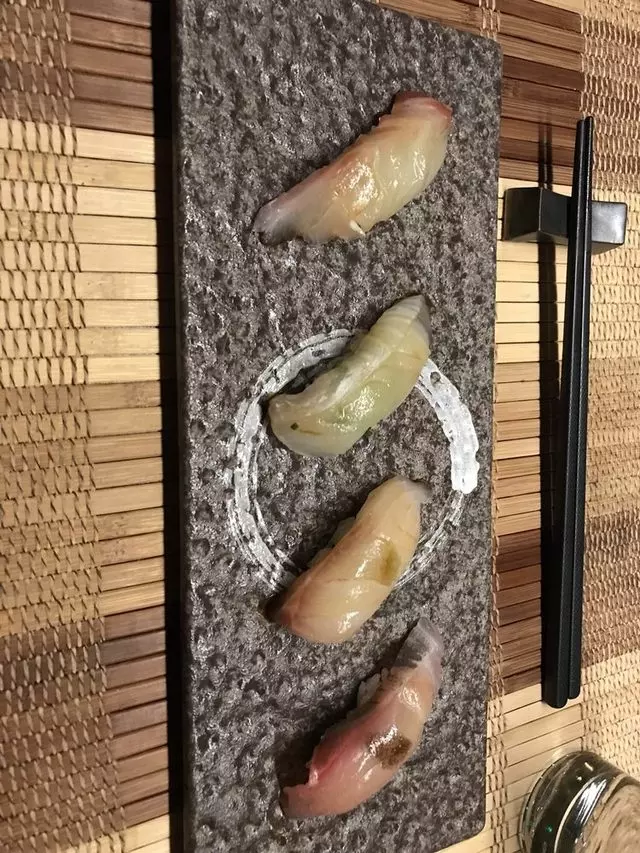 Sushi Hon