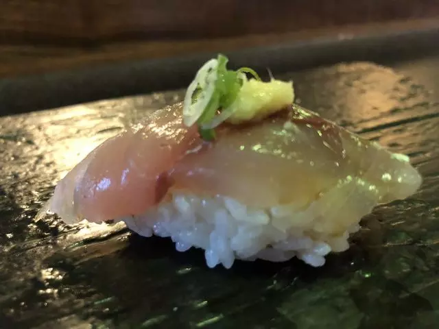 Sushi Hon