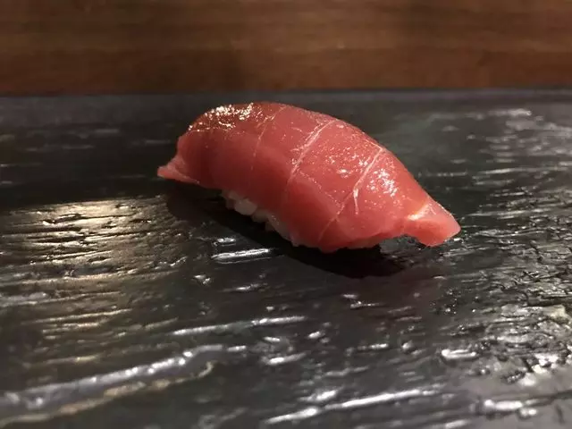 Sushi Hon