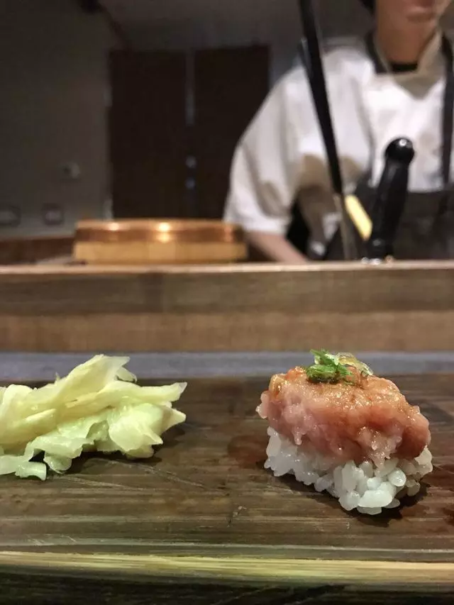 Sushi Hon
