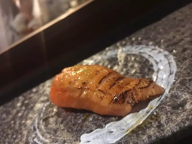 Sushi Hon