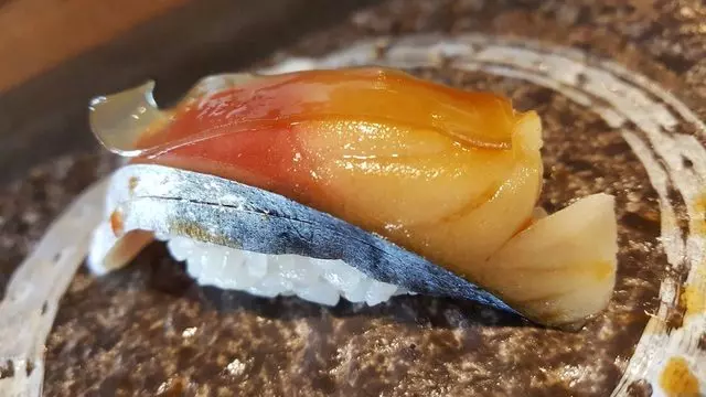 Sushi Hon