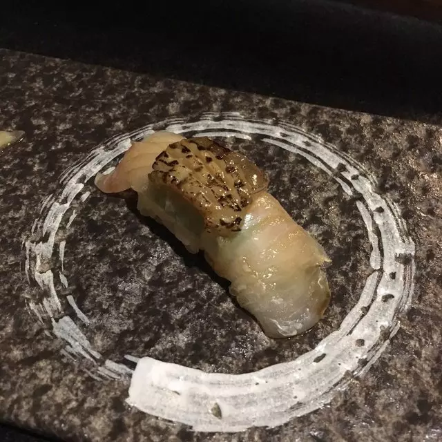 Sushi Hon