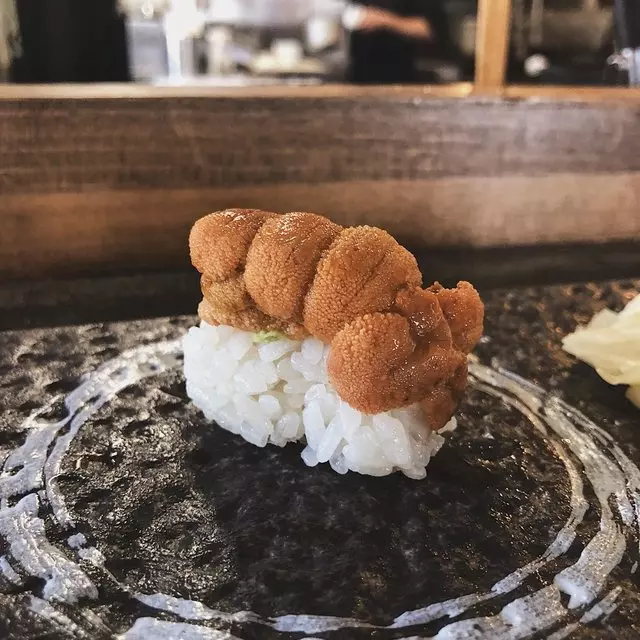 Sushi Hon