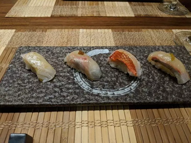 Sushi Hon