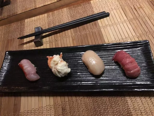 Sushi Hon
