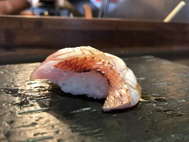 Sushi Hon