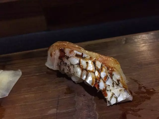 Sushi Hon