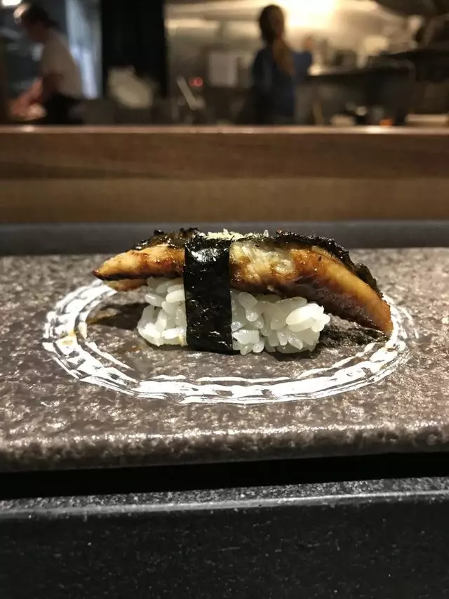 Sushi Hon