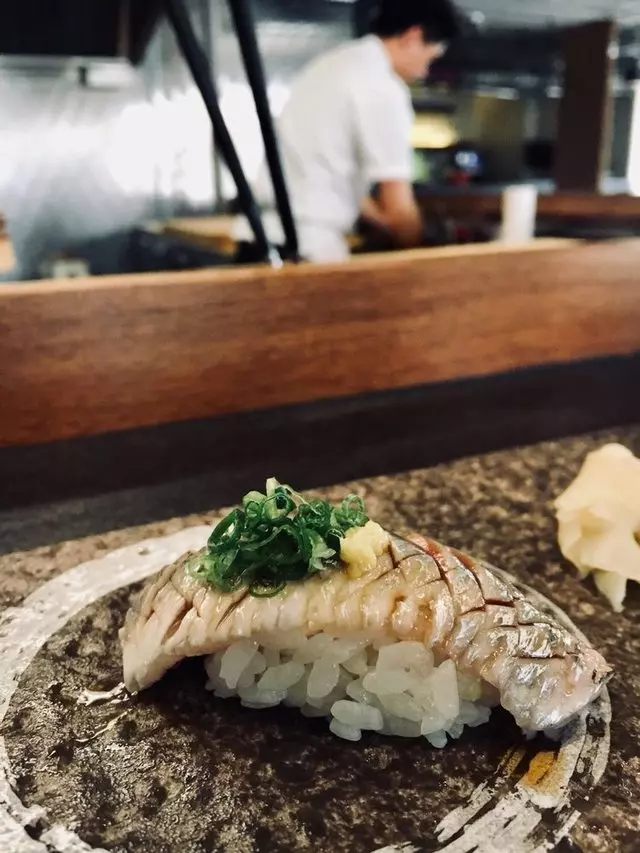 Sushi Hon